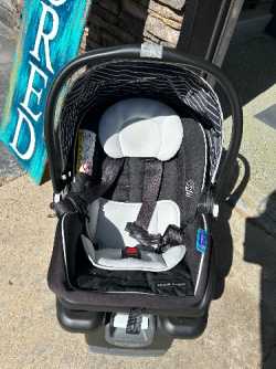 Infant car seat 