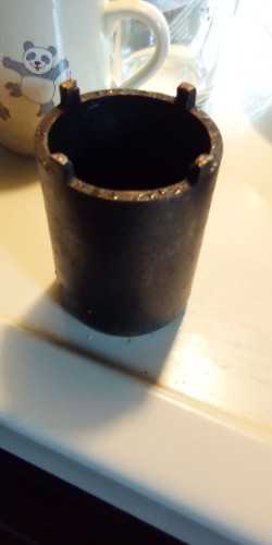 Box Chevy hub nut tool