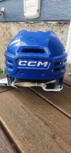 CCM TACKS 920 HELMET